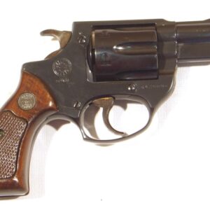 Revolver ASTRA, modelo 680, calibre 38 Sp., nº R426686.-0