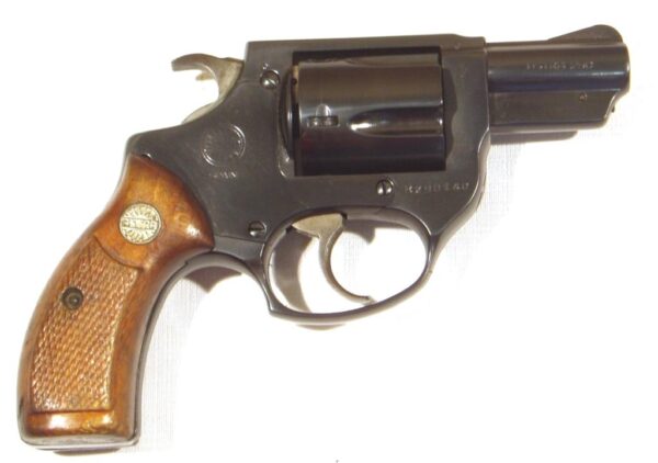 Revolver ASTRA, modelo 250, calibre .38 Sp., nº R298140. -0