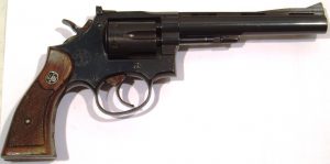 Revolver LLAMA, modelo MARTIAL, calibre 38 Sp., nº 745548-0
