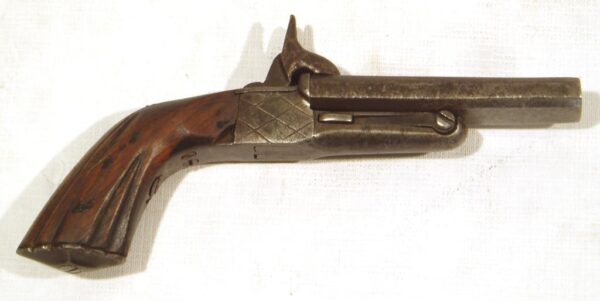 Pistola SIN MARCA, modelo de 2 cañones basculantes, calibre 7 mm., nº 72-0