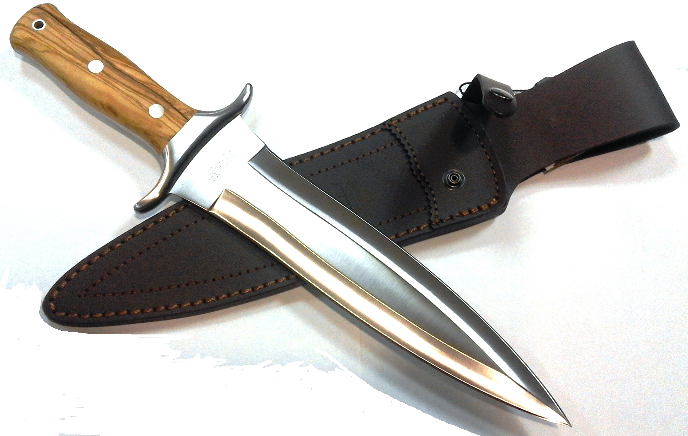 Cuchillo JOKER, modelo COYOTE, remate