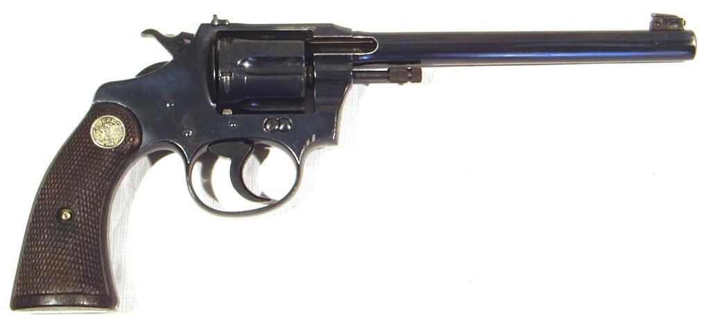 Revolver COLT, modelo POLICE POSITIVE TAGET MODEL (1ª versión), calibre 22 lr., nº 24061-0