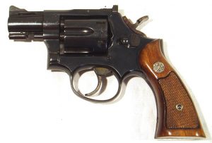 Revolver LLAMA, modelo XXVI, calibre 22 lr., nº 764791-2474