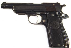 Pistola STAR, modelo IN, calibre 9 corto, nº266985-2535