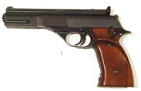 Pistola ASTRA, modelo TS22, calibre 22 lr.-nº F3968-2706