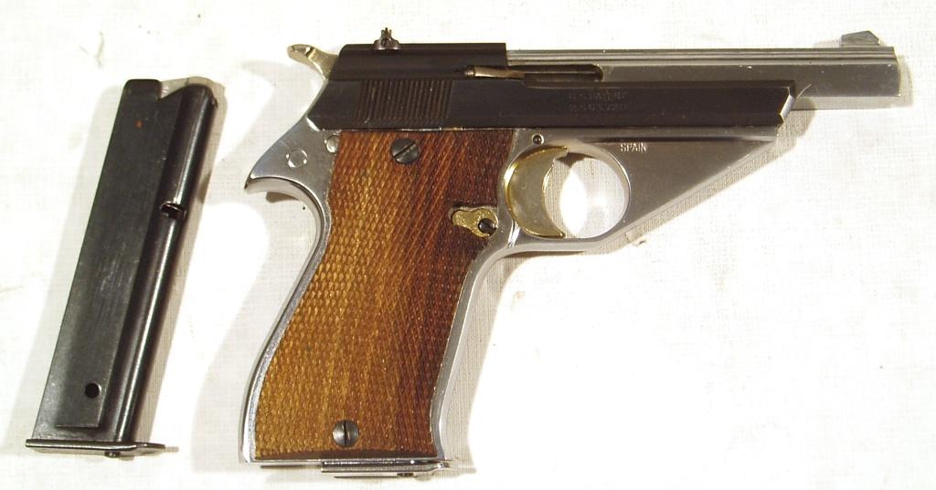 Pistola STAR, modelo FM, calibre 22 lr., nº 1621163-0
