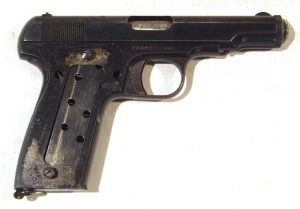 Pistola MAB, mdelo D, calibre 7,65 (32 ACP ), nº 19863-2943