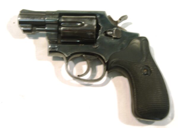 Revolver LLAMA, modelo MARTIAL, calibre 38Sp., nº 872890-3881