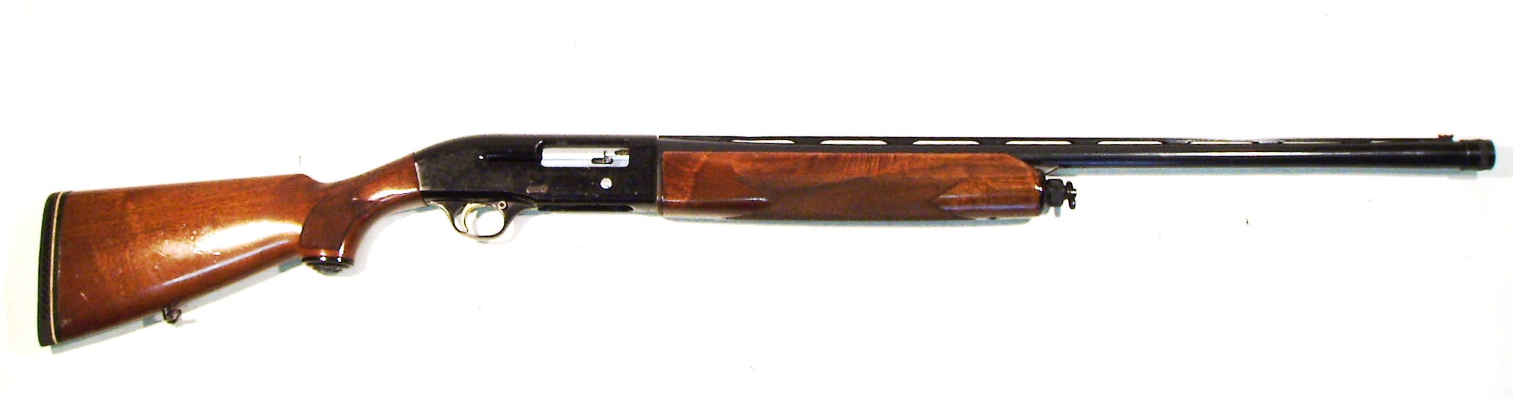 Escopeta BERETTA, modelo A302, calibre 12, nº F46003RE-0