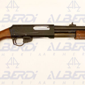 Escopeta FRANCHI modelo PUMP calibre 12/70 nº 00584H