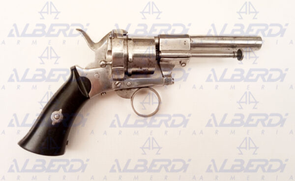 Revólver RV modelo SELF COOKING calibre 8mm. nº 4647